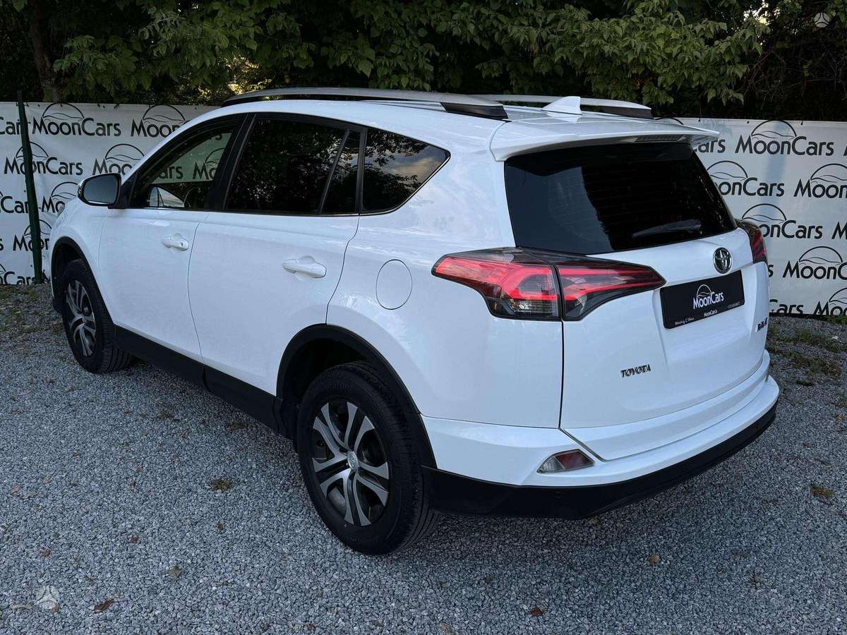 Toyota RAV4 - 7