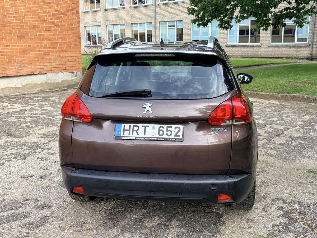 Peugeot 2008 - 5