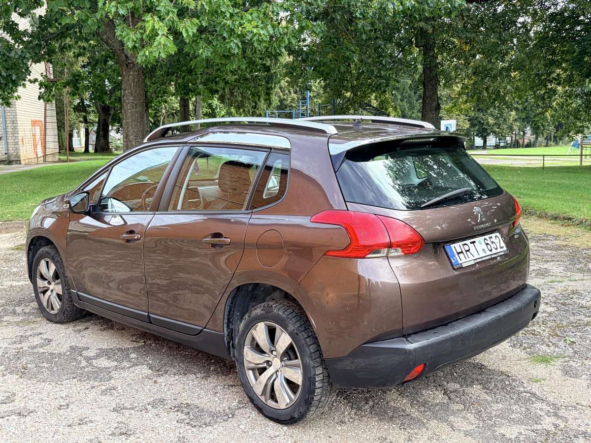 Peugeot 2008 - 6