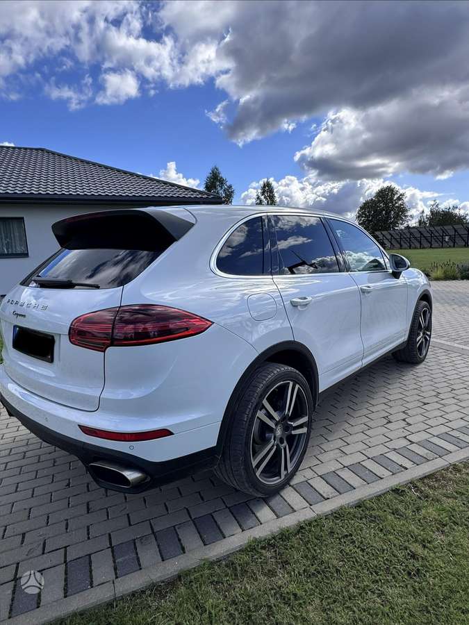 Porsche Cayenne, 3.0 l., Хэтчбек