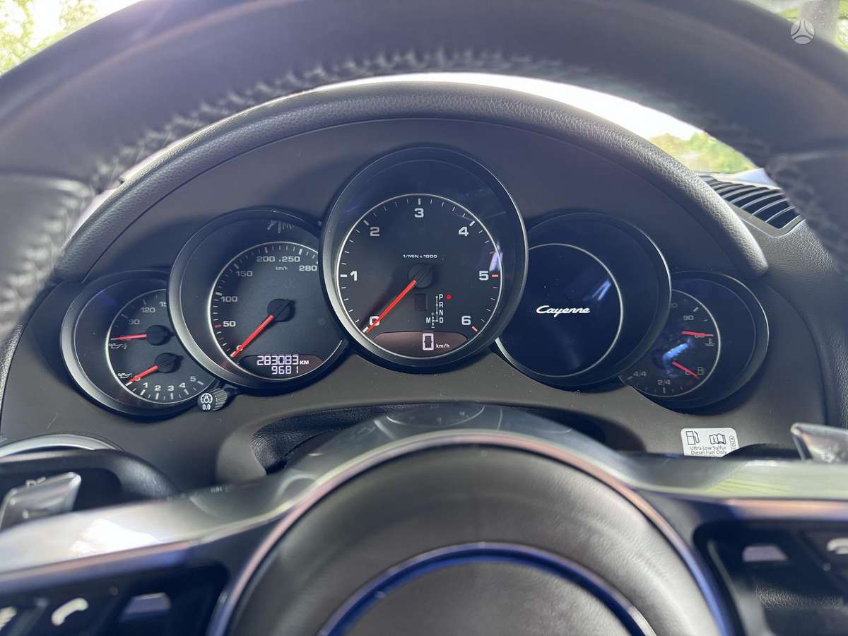Porsche Cayenne, 3.0 l., Хэтчбек