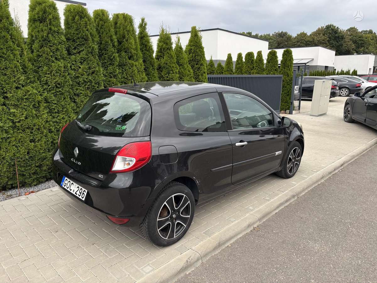 Renault Clio, 1.5 l., hatchback