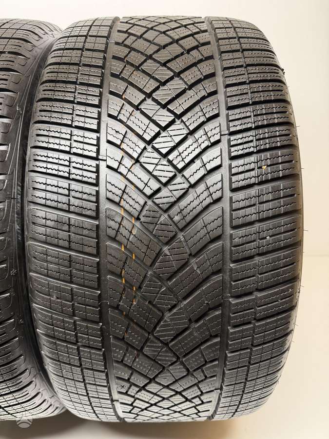 Goodyear UltraGripPerfomance 2022m, winter 285/40 R20