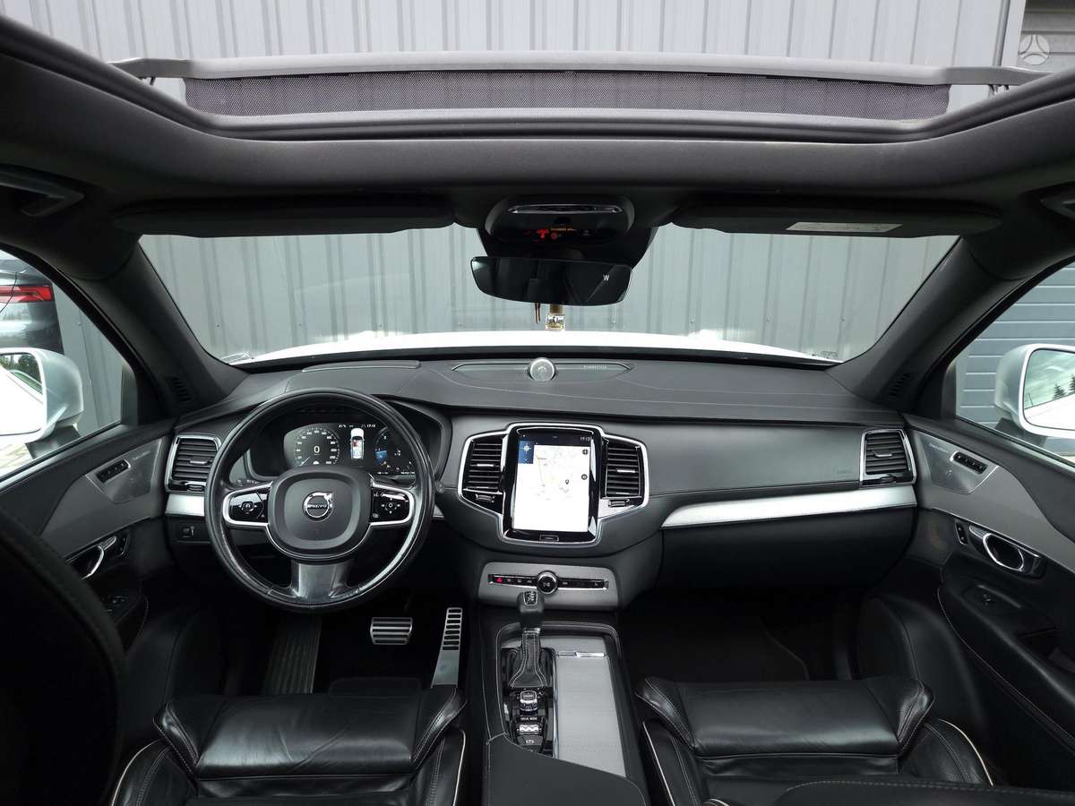 Volvo XC90 - 2