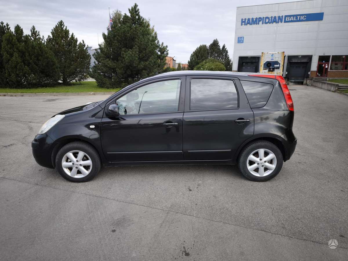 Nissan Note, 1.4 l., Хэтчбек
