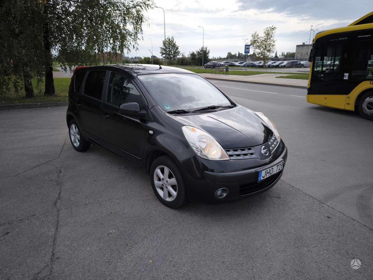 Nissan Note, 1.4 l., hatchback