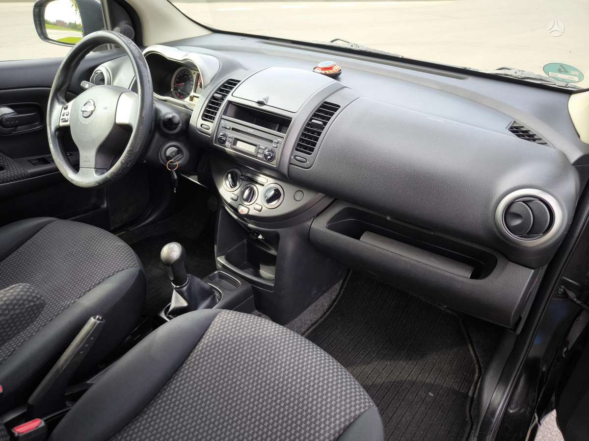 Nissan Note, 1.4 l., hatchback