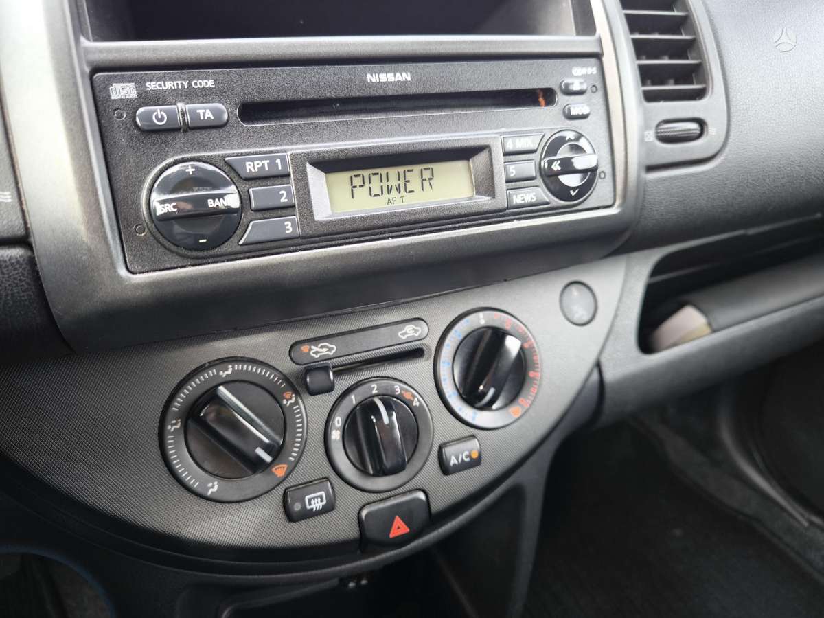 Nissan Note, 1.4 l., hatchback