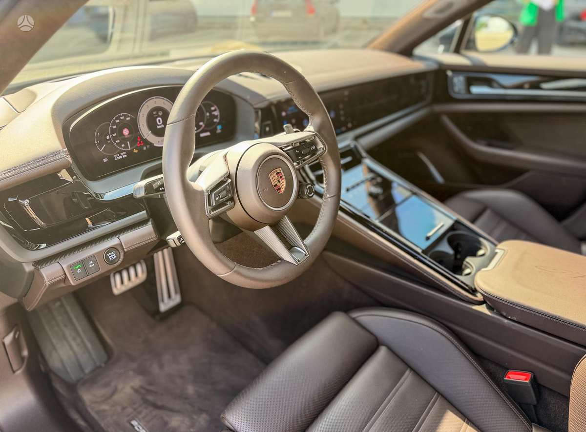 Porsche Panamera - 9