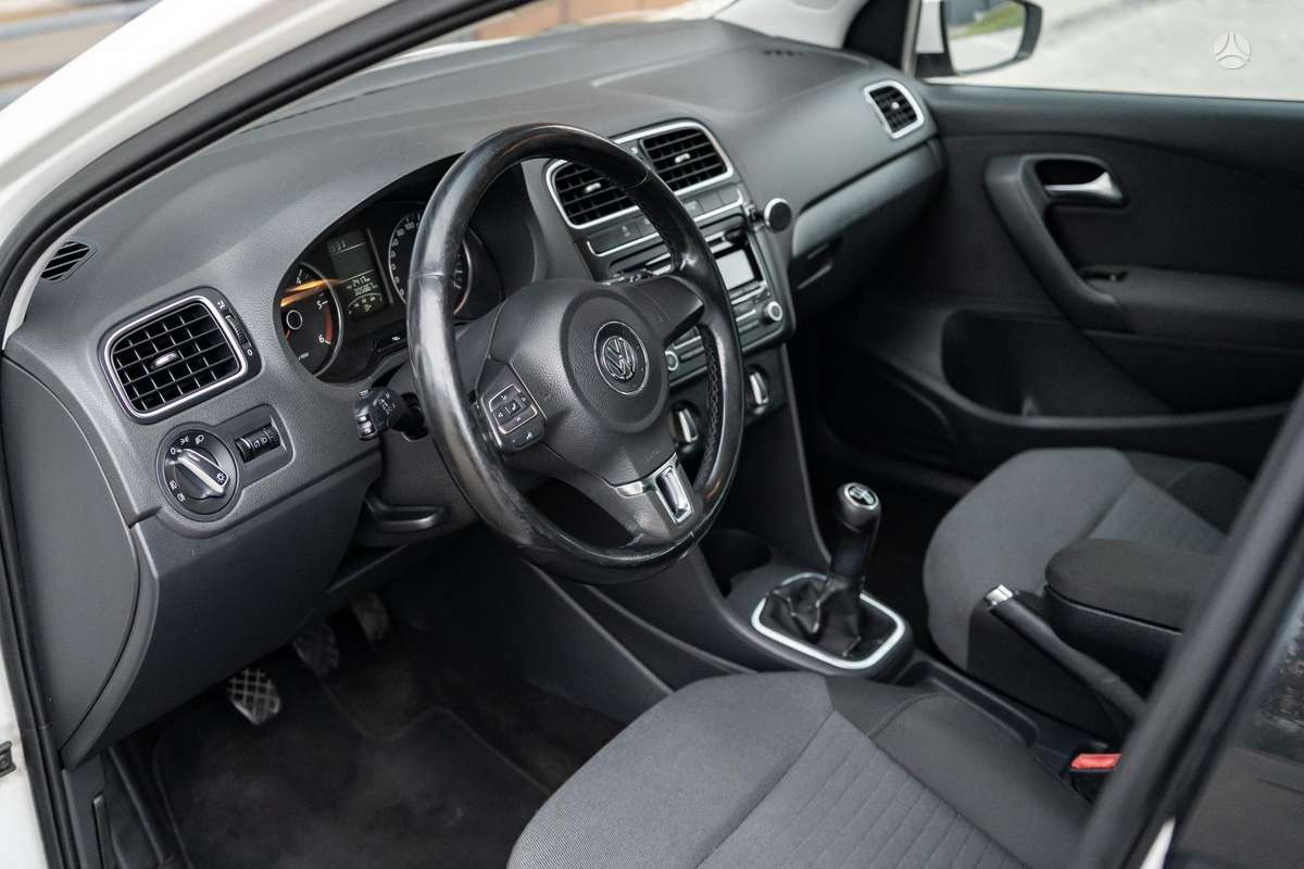 Volkswagen Polo - 9