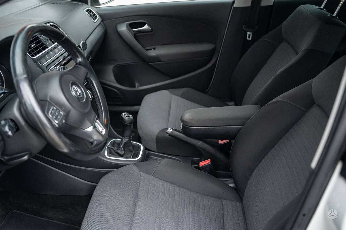 Volkswagen Polo - 12