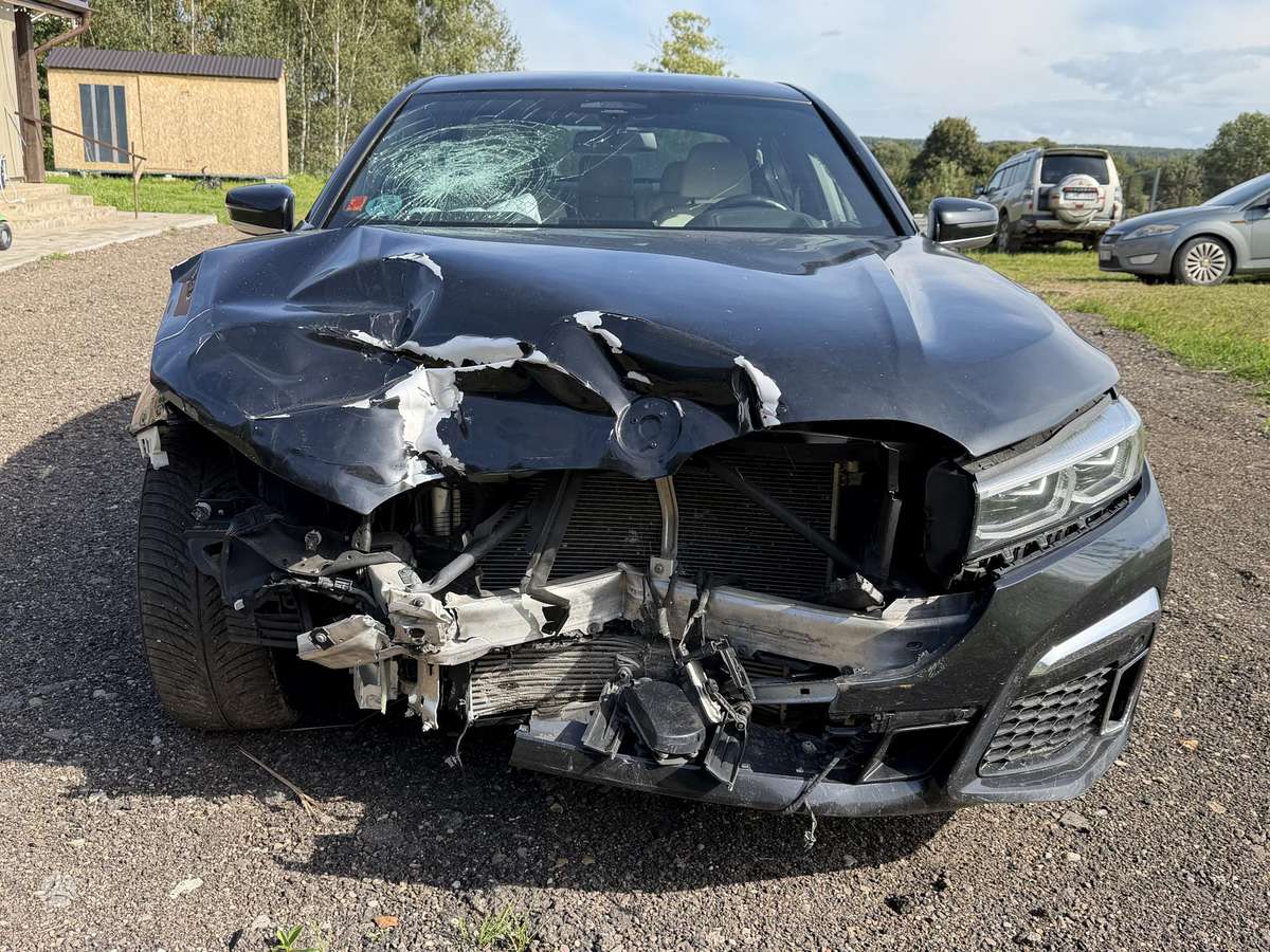 BMW 740, 3.0 l., Седан