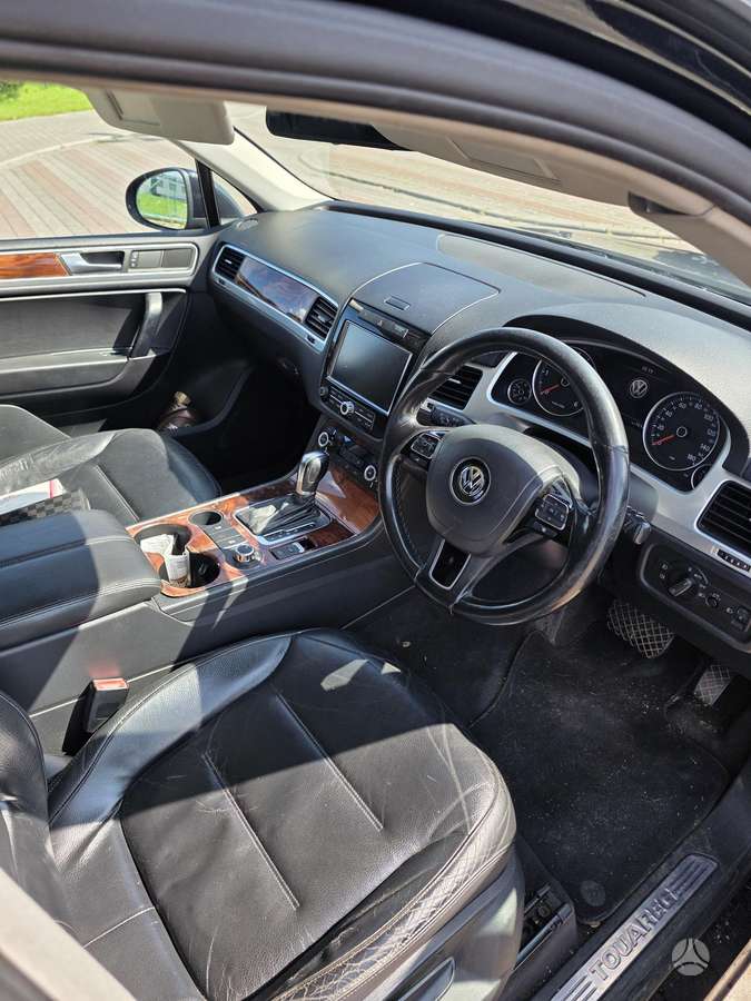 Volkswagen Touareg - 6