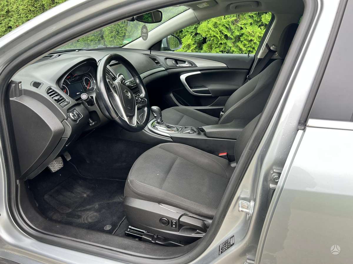 Opel Insignia, 2.0 l., Универсал