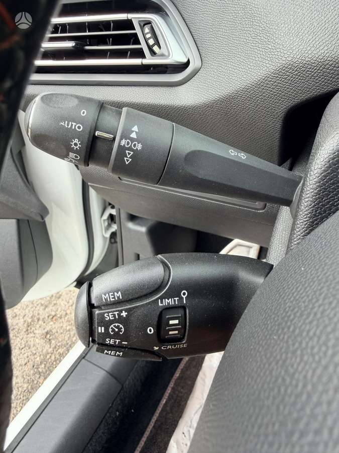 Peugeot 308 - 12