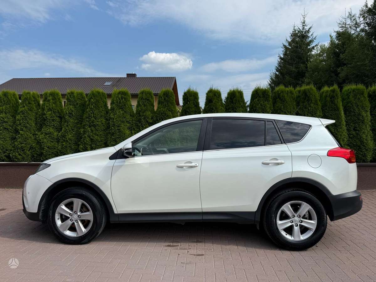 Toyota RAV4 - 5