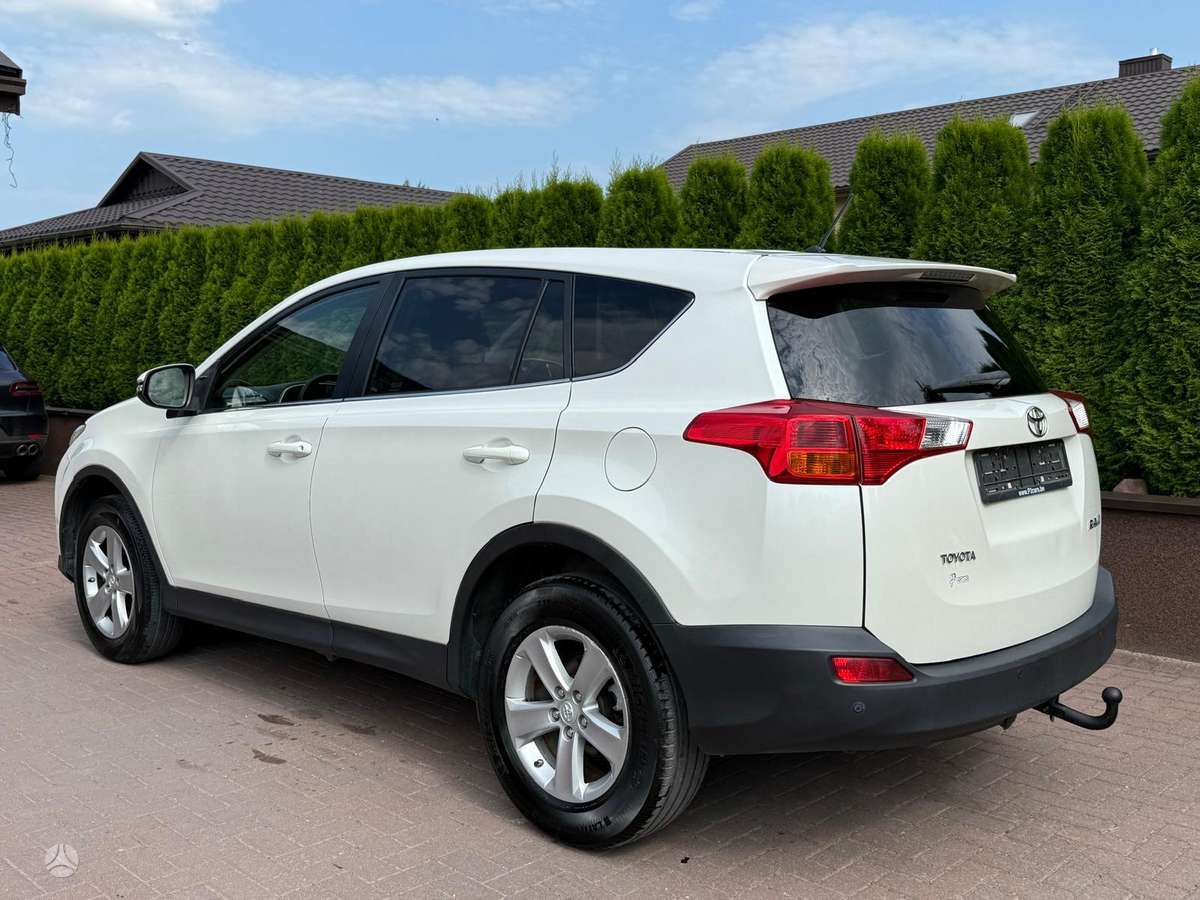 Toyota RAV4 - 3