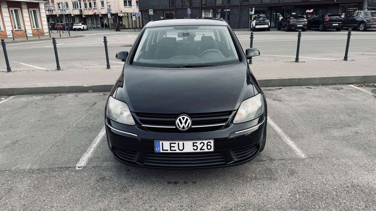 Volkswagen Golf Plus - 1