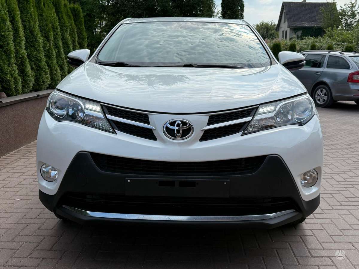 Toyota RAV4 - 7