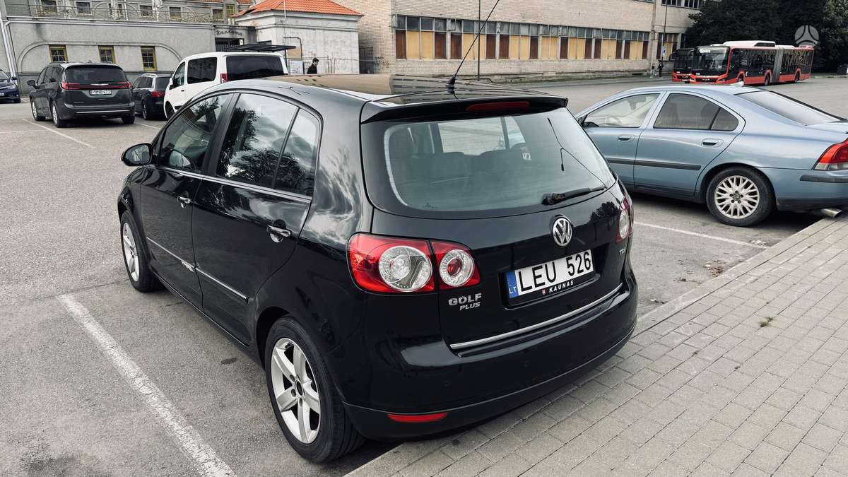 Volkswagen Golf Plus - 5