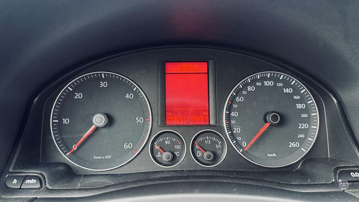 Volkswagen Golf Plus - 9