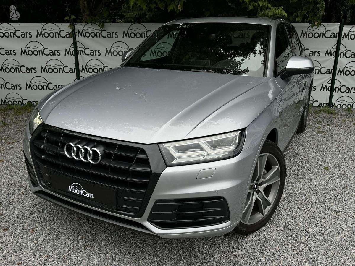 Audi Q5, 2.0 l., off-road / crossover