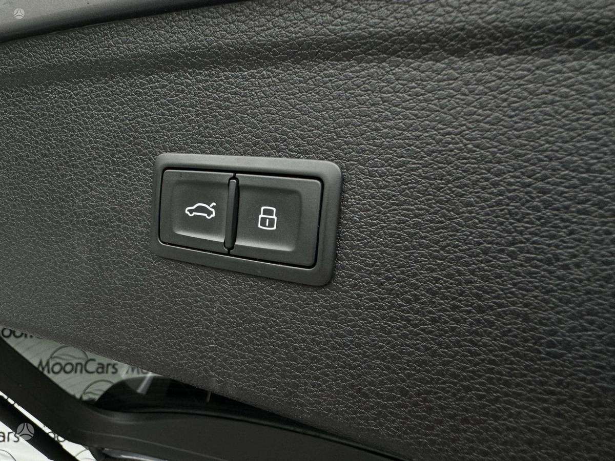 Audi Q5, 2.0 l., Внедорожник / Кроссовер
