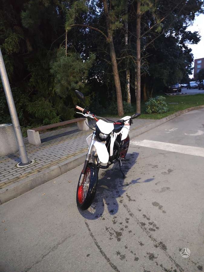 Rieju MRT 50cc, scooters / mopeds