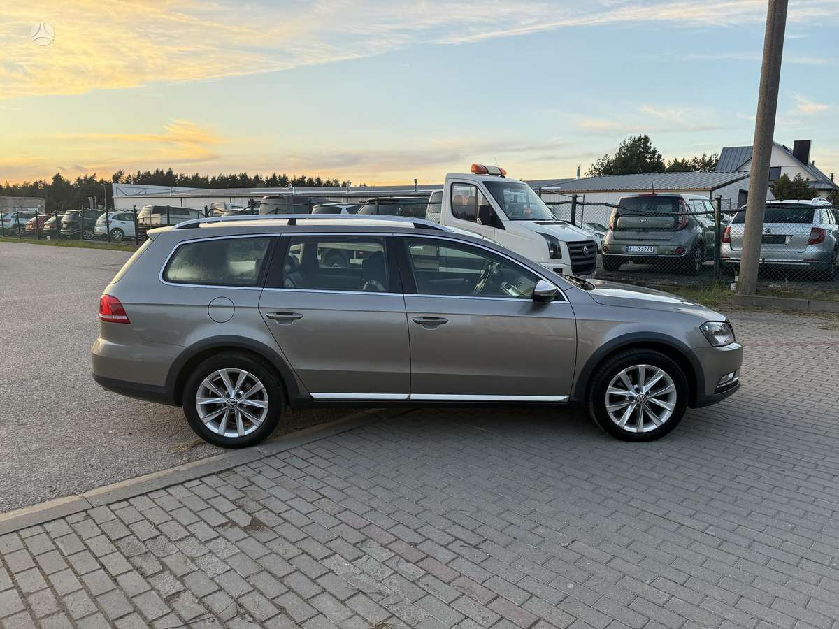 Volkswagen Passat Alltrack - 4