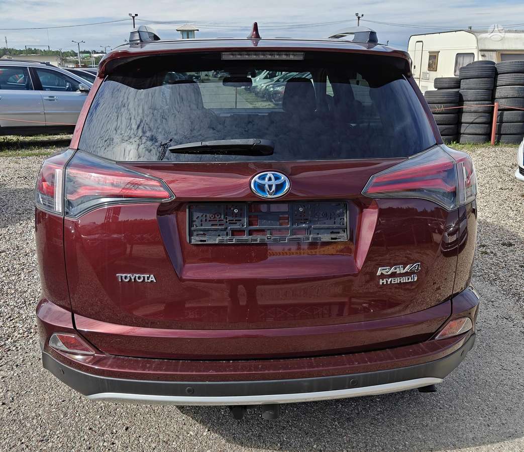 Toyota RAV4 - 5