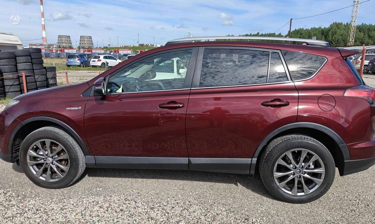 Toyota RAV4 - 7