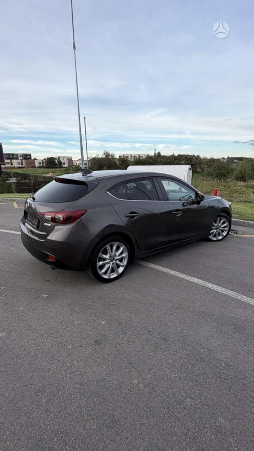 Mazda 3, 2.2 l., Хэтчбек