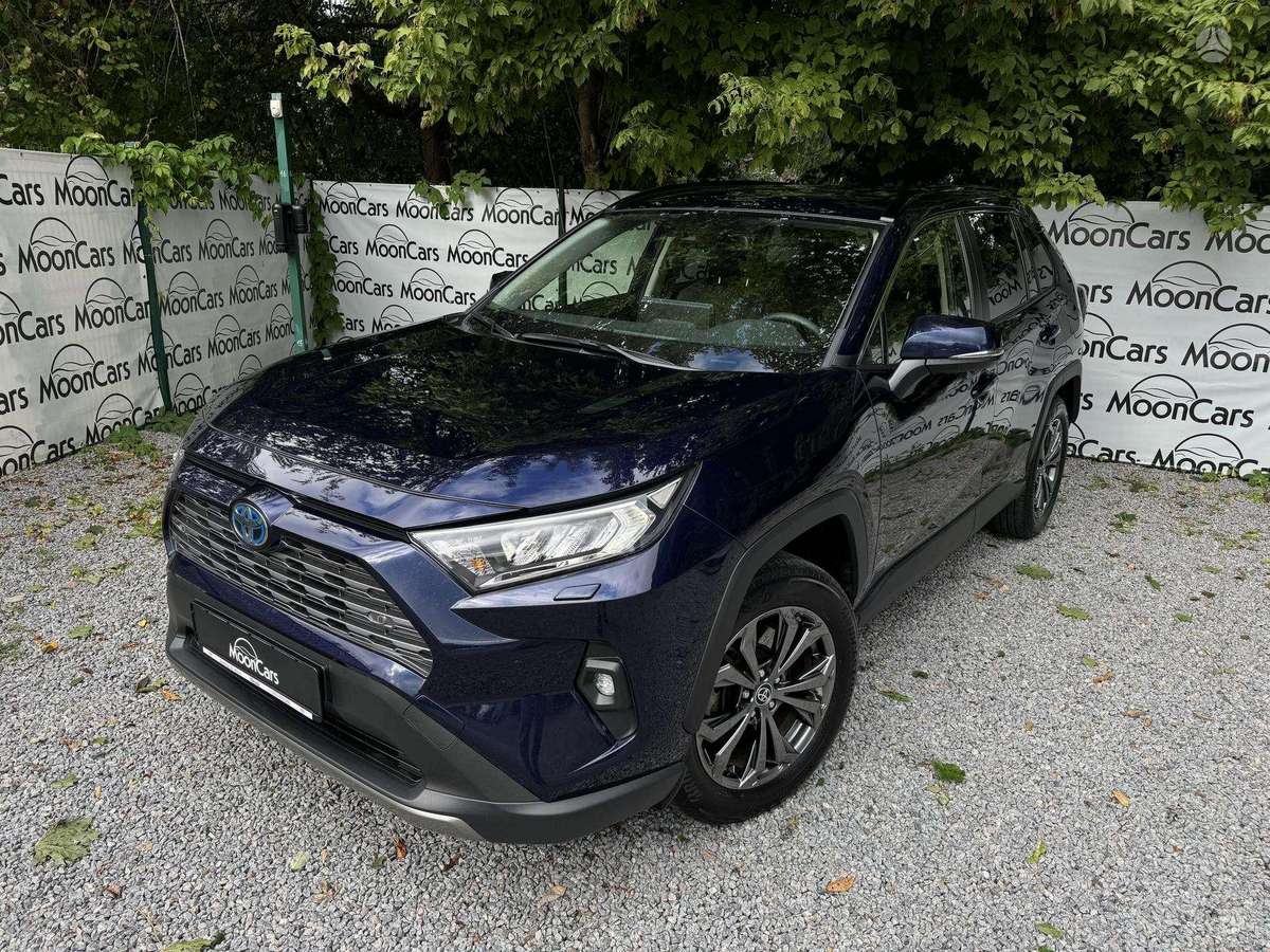 Toyota RAV4 - 1