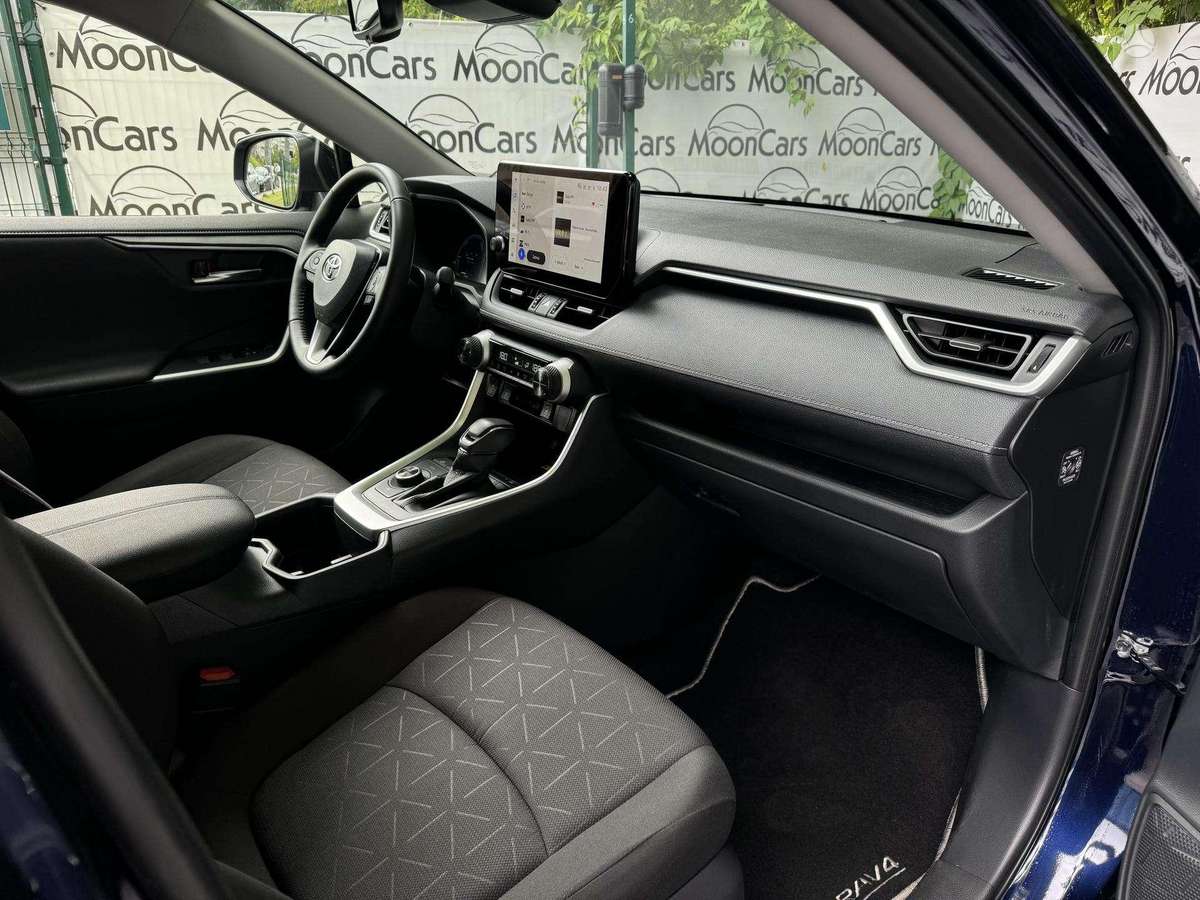 Toyota RAV4 - 12
