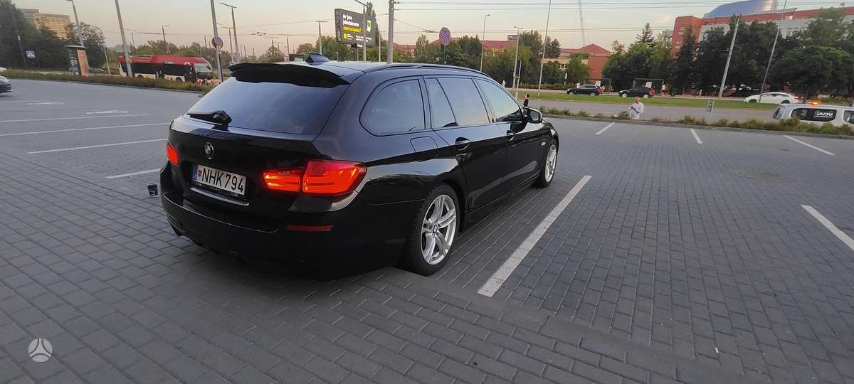 BMW 530, 3.0 l., wagon