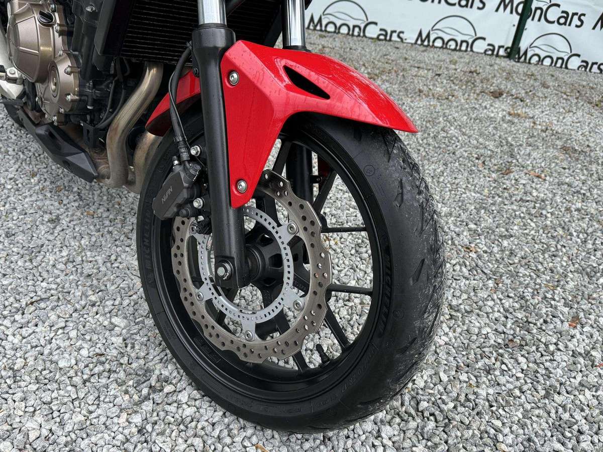 Honda CB 500cc, street / classic