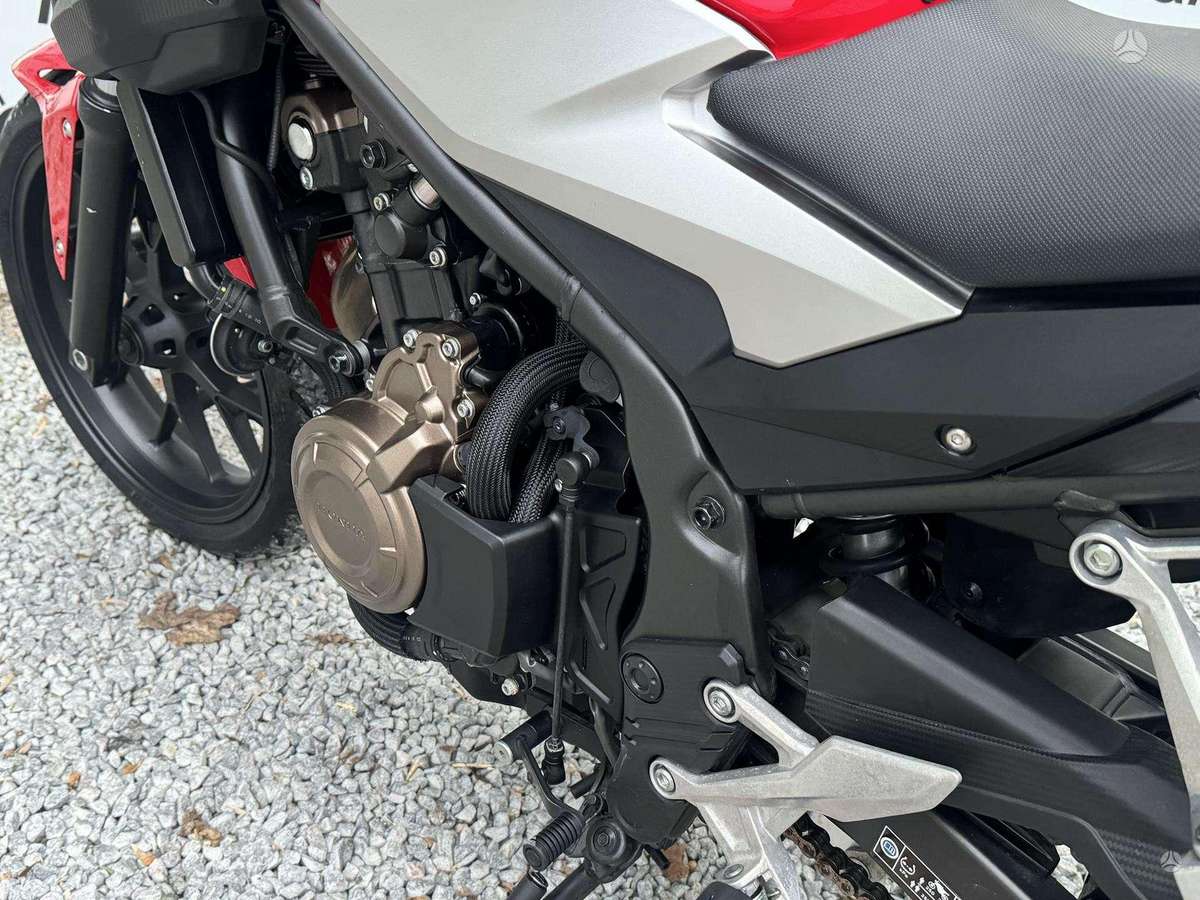 Honda CB 500cc, street / classic