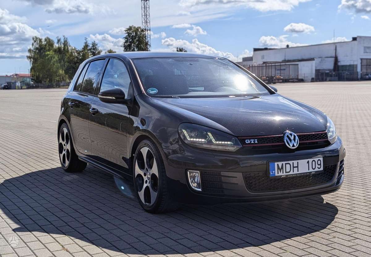 Volkswagen Golf - 7