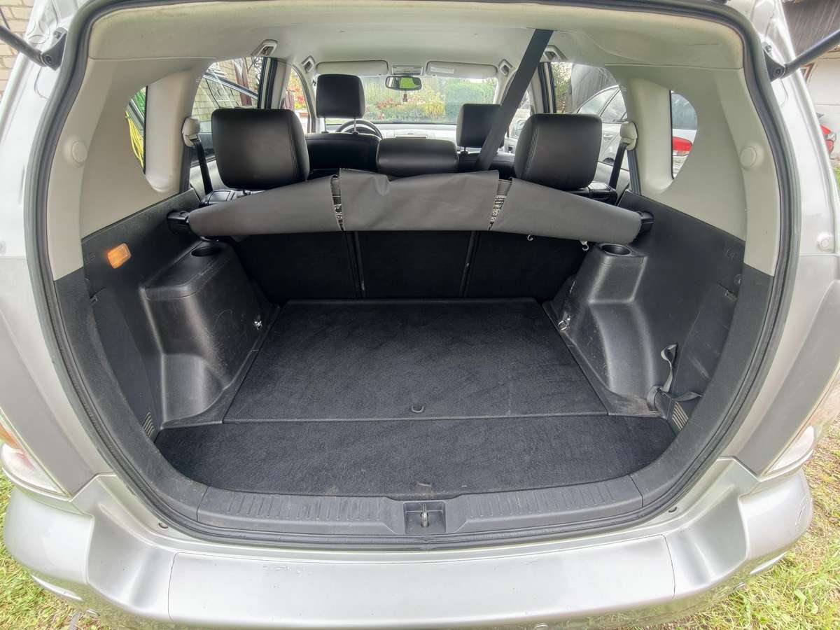 Toyota Corolla Verso - 7