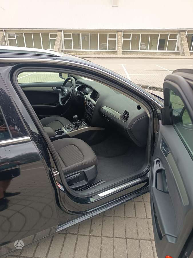 Audi A4, 2.0 l., Универсал