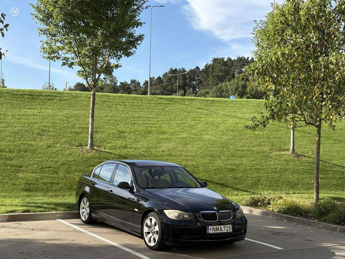 BMW 325, 2.5 l., Седан