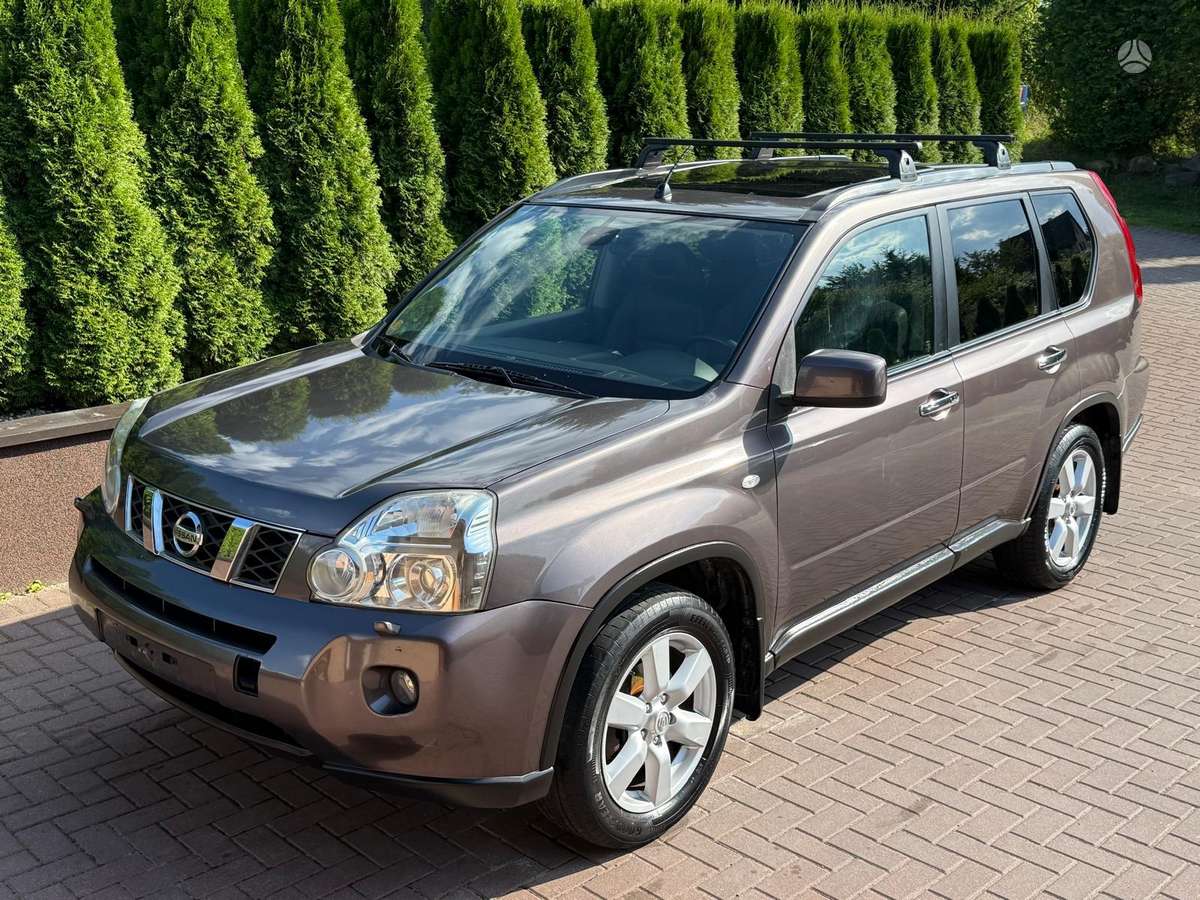 Nissan X-Trail - 1