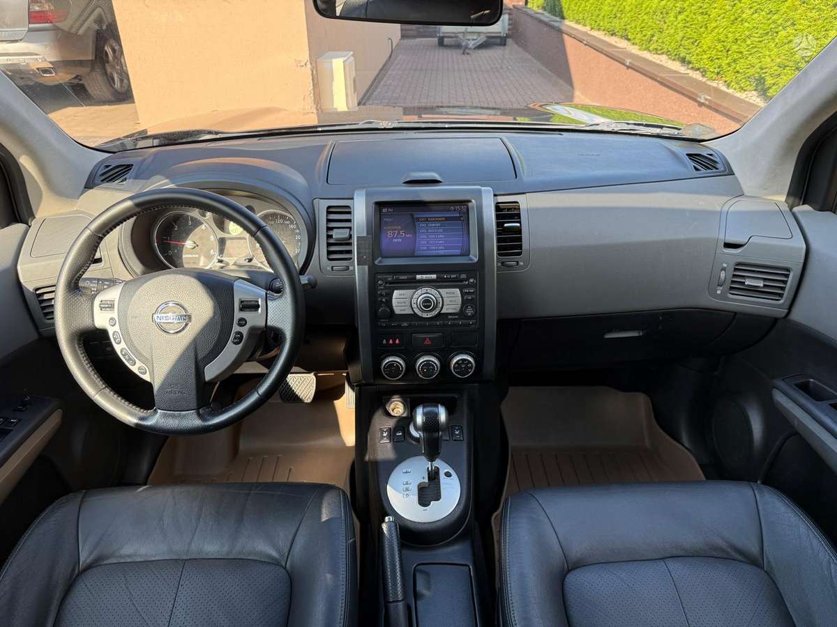 Nissan X-Trail - 12