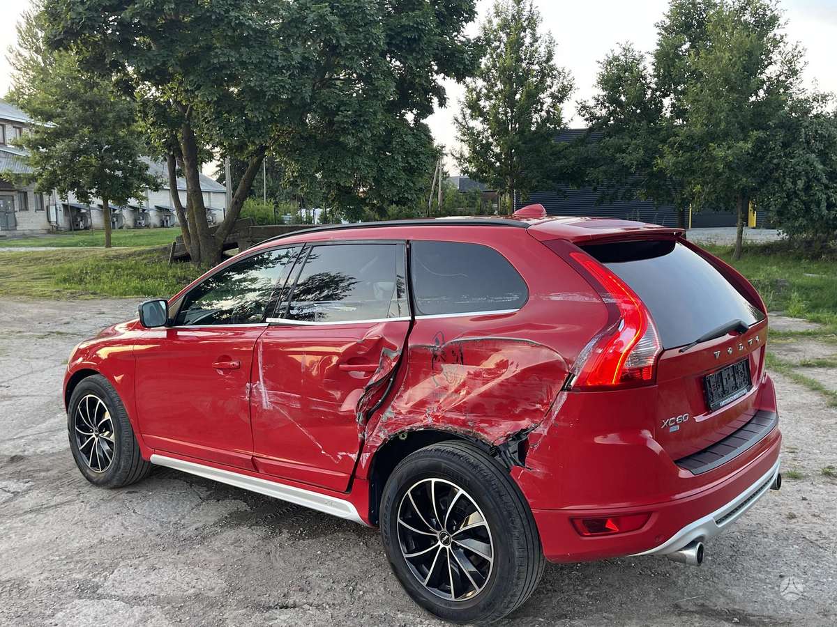 Volvo XC60 - 2