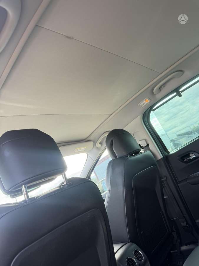 Peugeot 3008 - 11