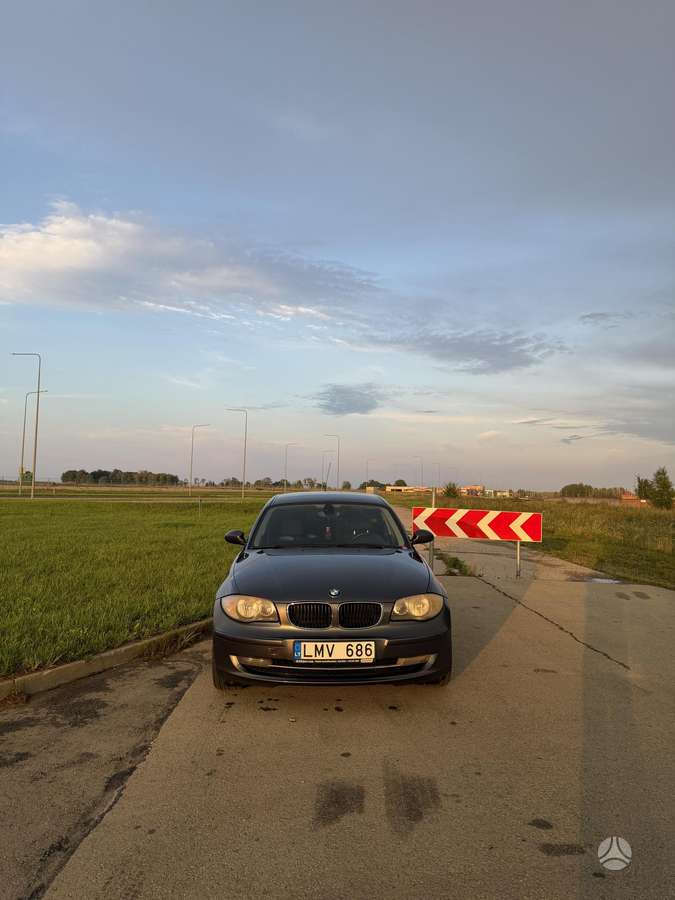 BMW 118, 2.0 l., hatchback