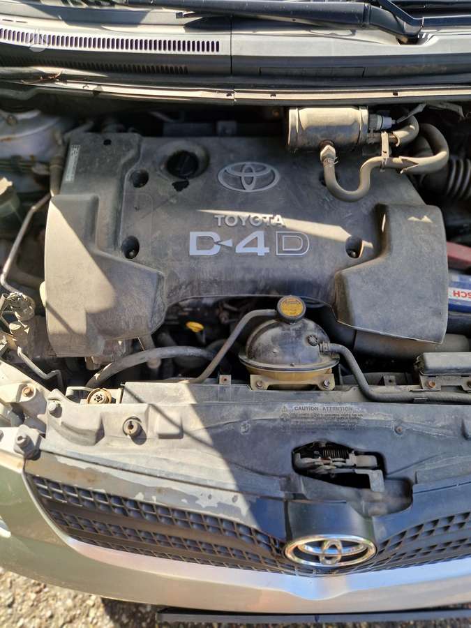 Toyota Corolla Verso - 5