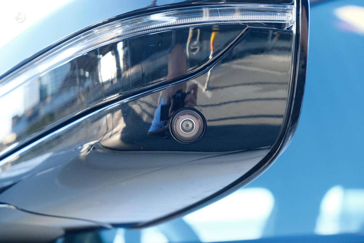 BMW M5, 4.4 l., Седан