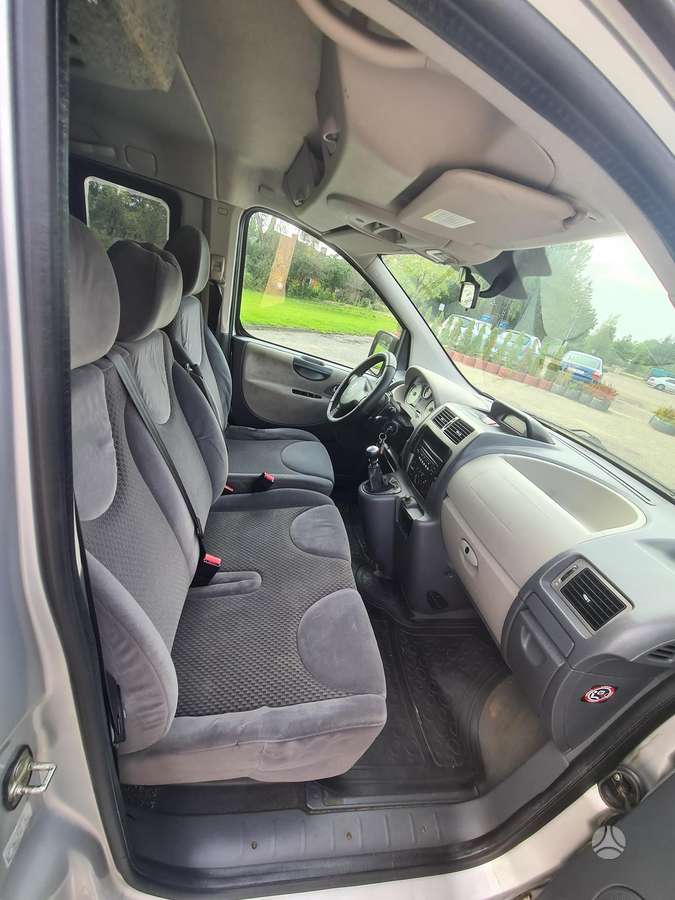 Peugeot Expert - 8