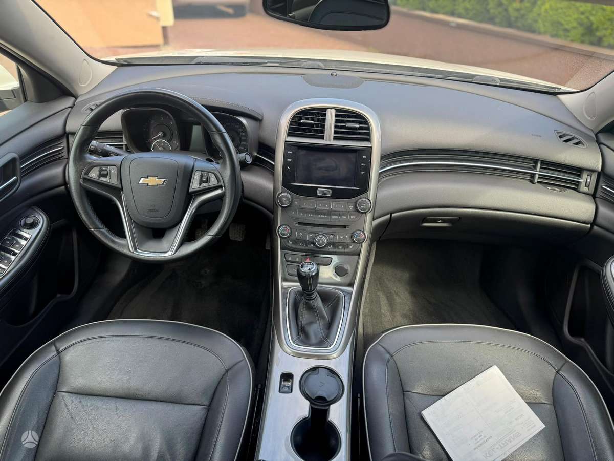 Chevrolet Malibu - 10